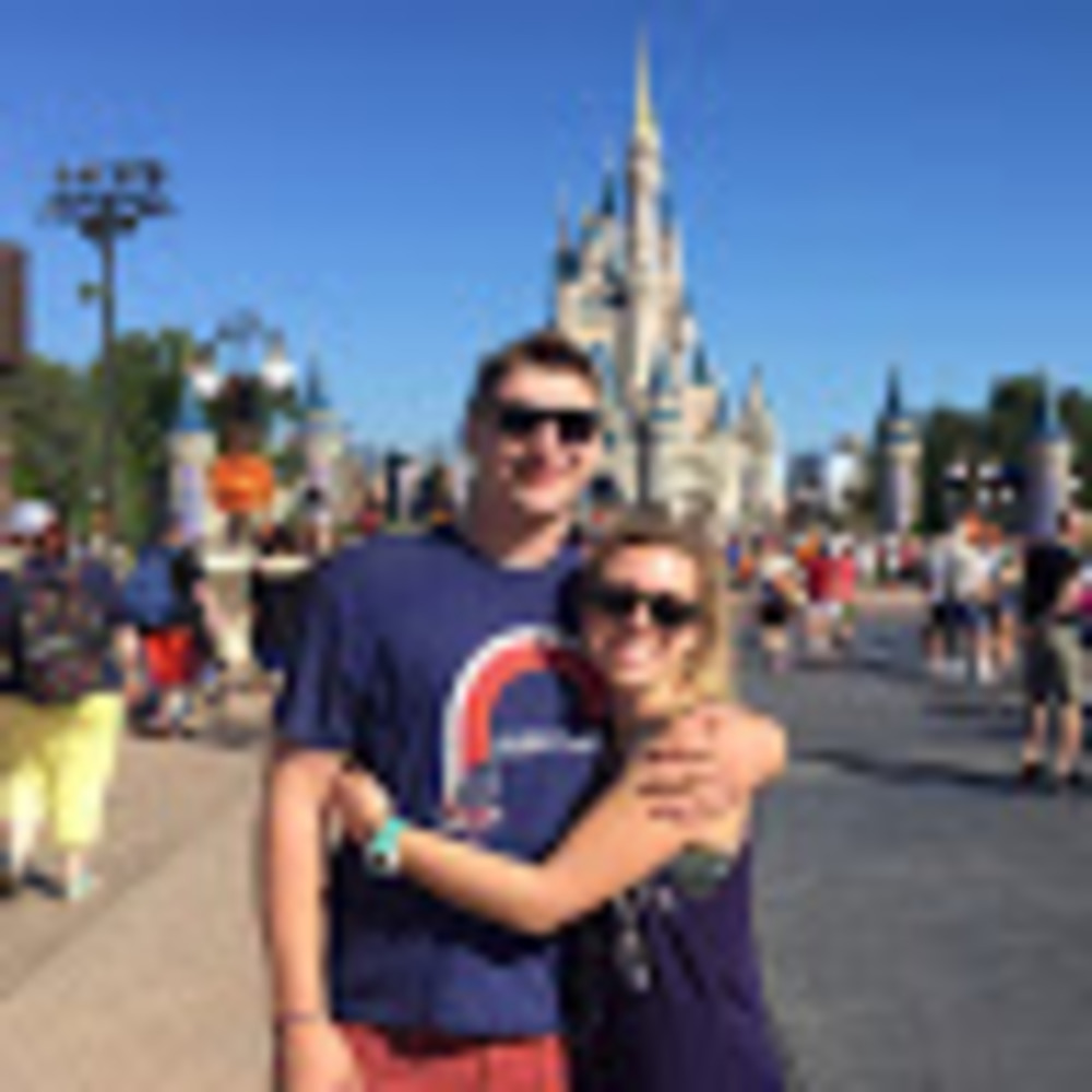 Meet your Posher, Courtney